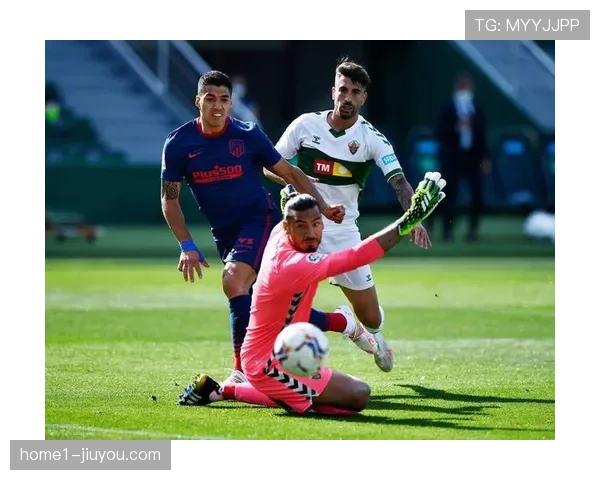 积分榜争冠悬念再起 皇马巴萨分差仅有一分 积分榜争冠悬念再起 皇马巴萨分差仅有一分